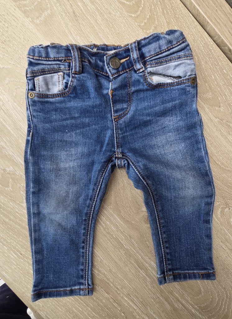 74 - Jeans - Zara, Kinderen en Baby's, Broekje, Verzenden, Zo goed als nieuw, Zara