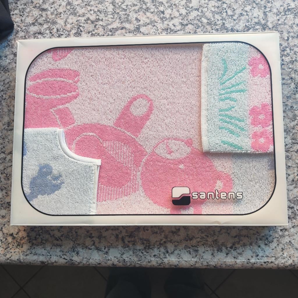 Santens Baby handdoek+washandje+ bavet, Ophalen, Zo goed als nieuw, Overige merken