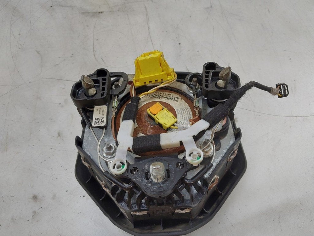 AIRBAG VOLANT Volkswagen Golf VIII (CD1) (01-2019/-), Volkswagen, Volkswagen AG, Utilisé, Kundenbetreuung@volkswagen.de