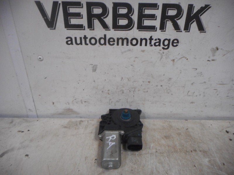 MOTOR RAAMMECHANIEK RECHTS achter BMW 3 serie (E90), Gebruikt, Rechts, BMW, Petuelring 130
80809  München, DE