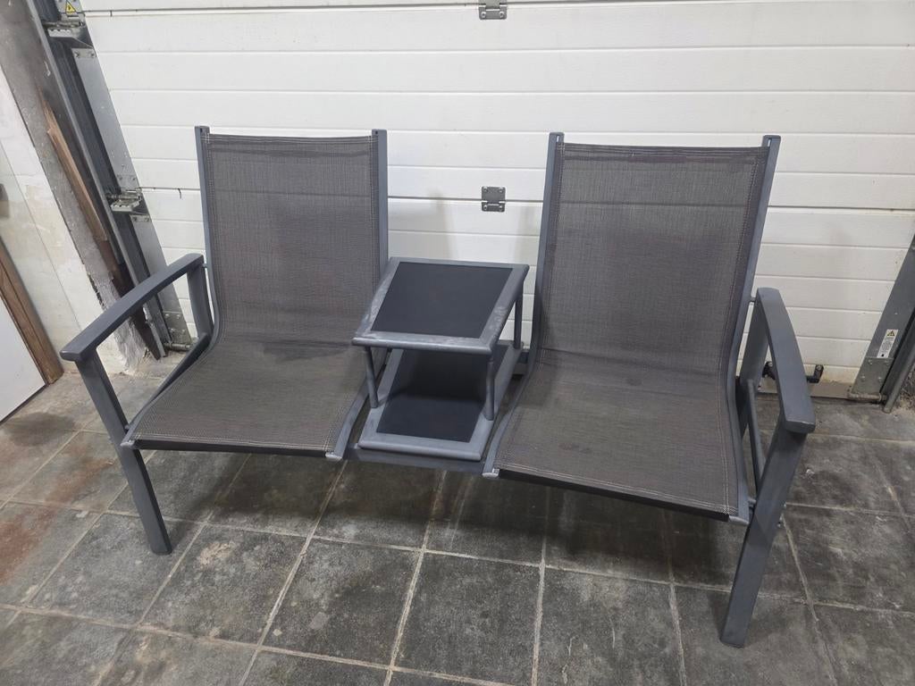 Tuin bankje te koop, Enlèvement