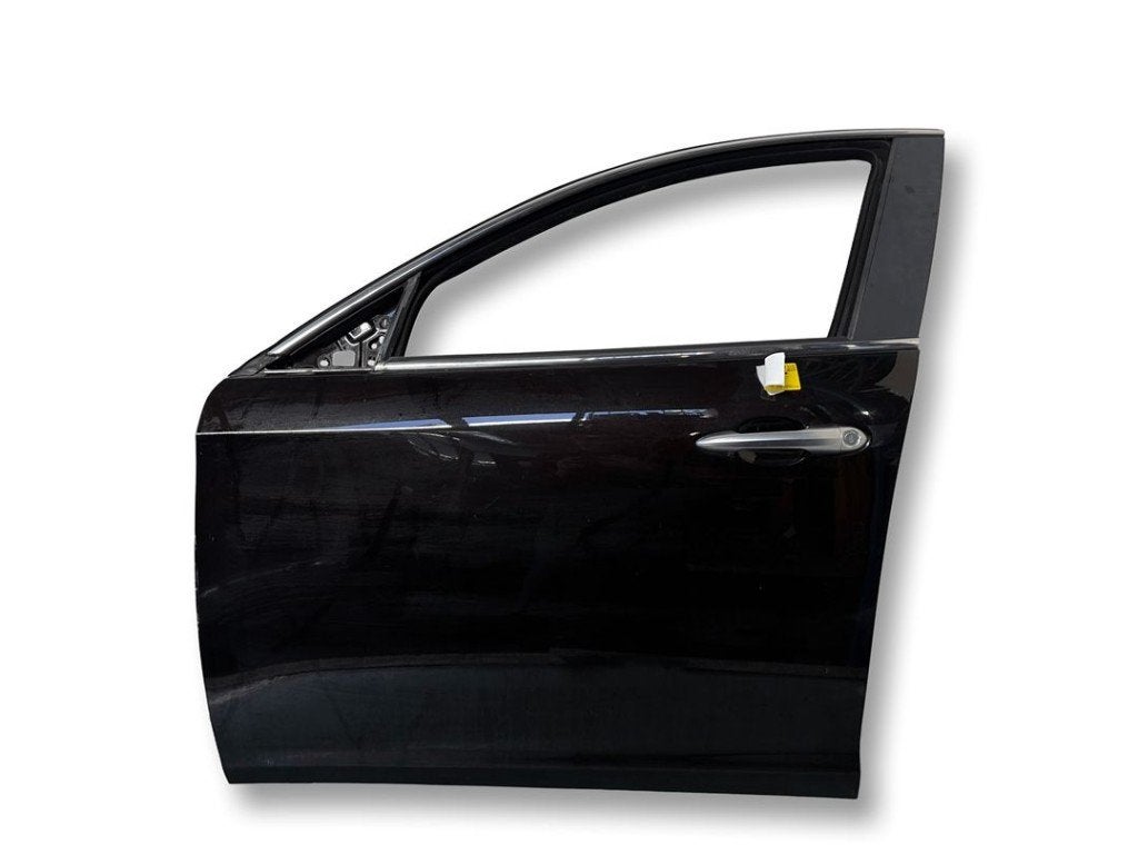 PORTE AVANT GAUCHE Alfa Romeo Giulietta (940) (|50509245|), Autos : Pièces & Accessoires, Stellantis Europe S.p.A, IPC D1-09 Bahnhofsplatz
65423  Rüsselsheim am Main, DE