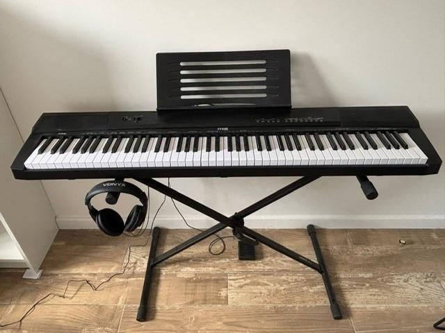 Piano digitaal MAX KB6 met 88 toetsen, Musique & Instruments, Pianos, Comme neuf, Piano, Noir, Digital, Enlèvement