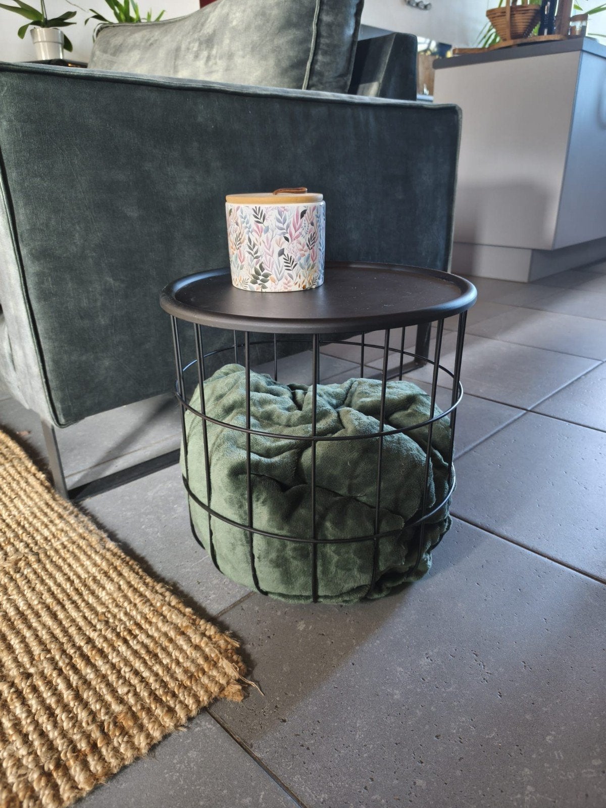 Table d'appoint panier en métal noir avec rangement, Rond, Moins de 55 cm, Comme neuf, Enlèvement
