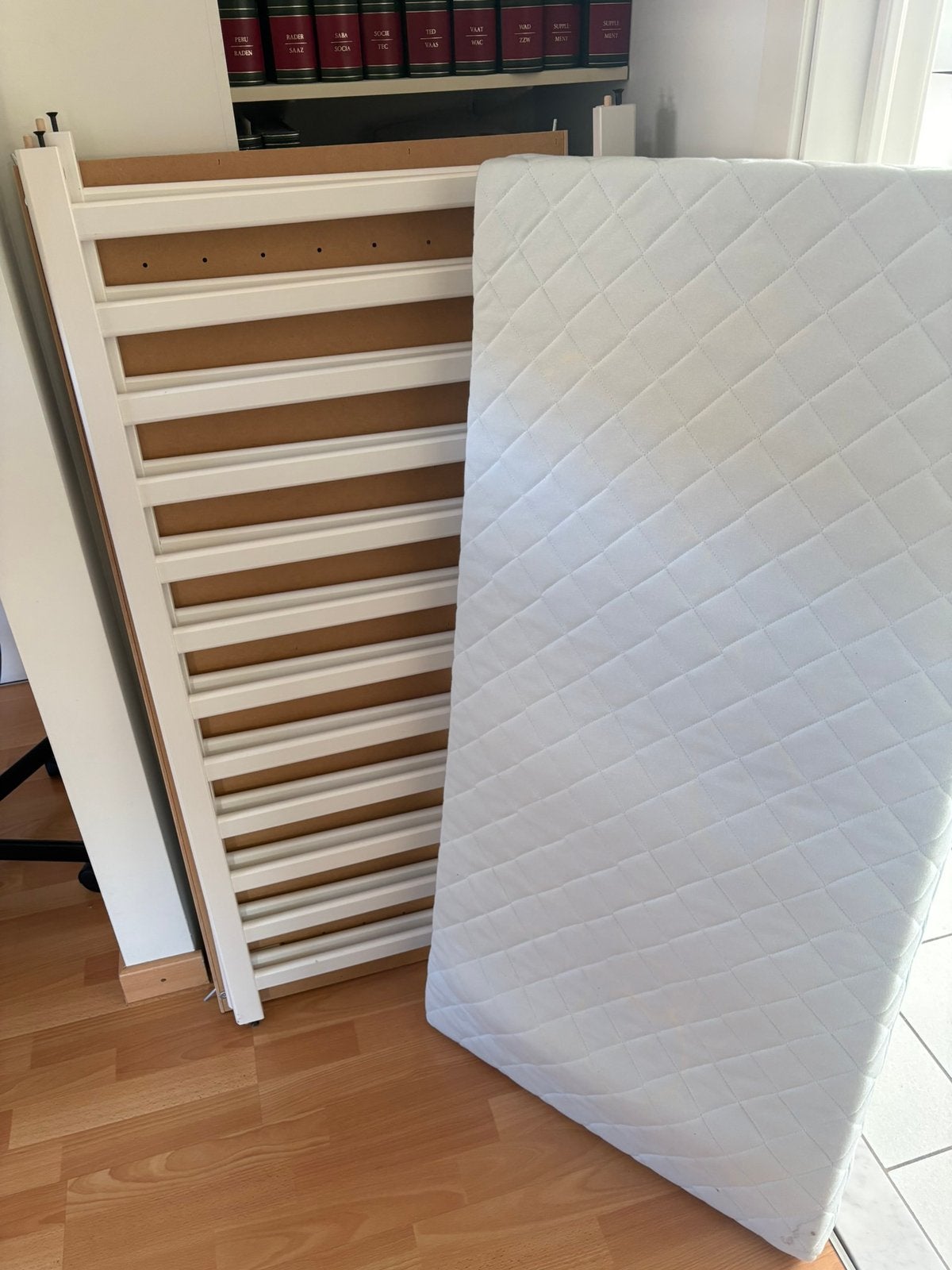kinderbedje en baby-uitzet, Enlèvement, Comme neuf