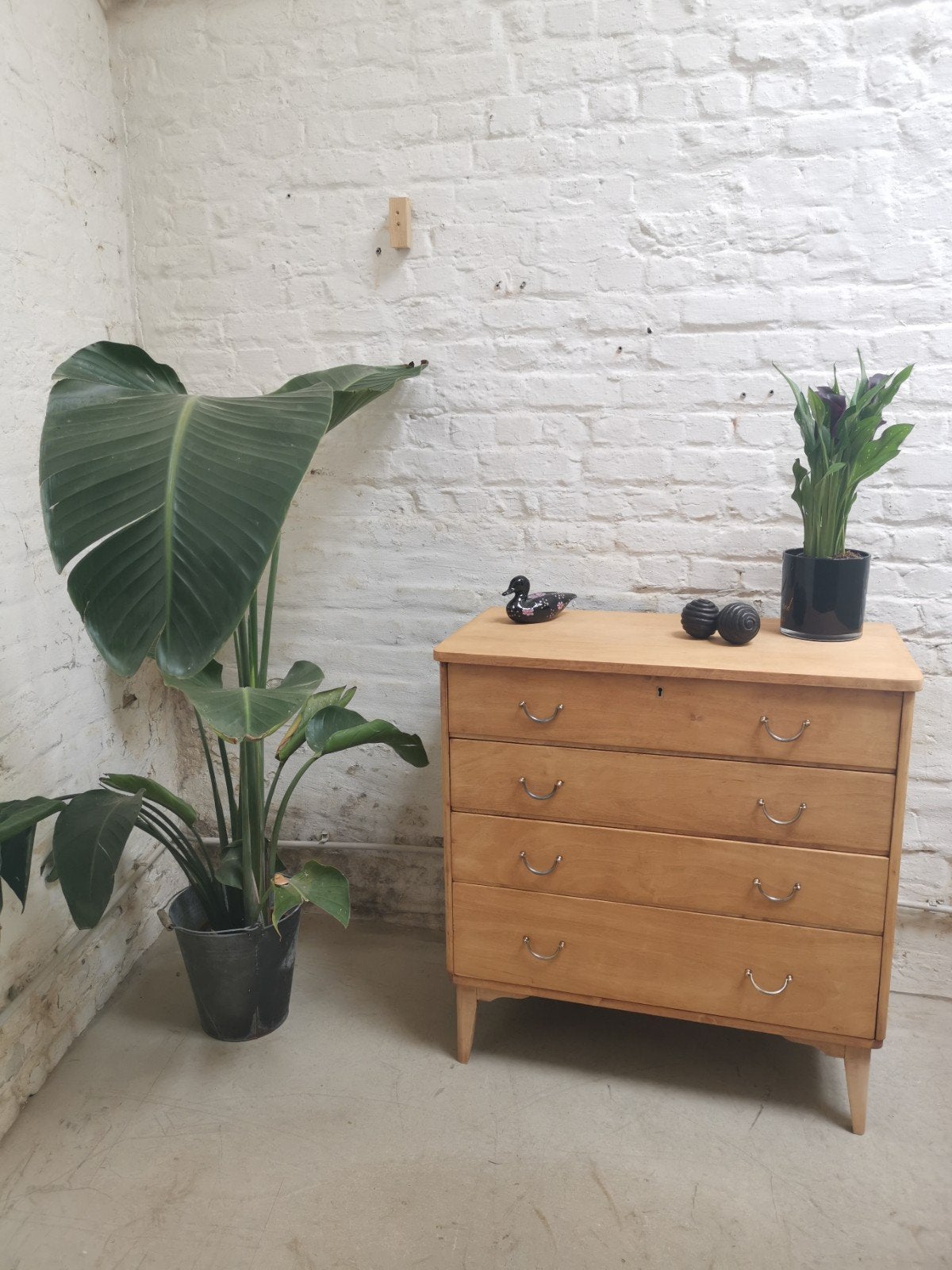 Commode 70's, Enlèvement