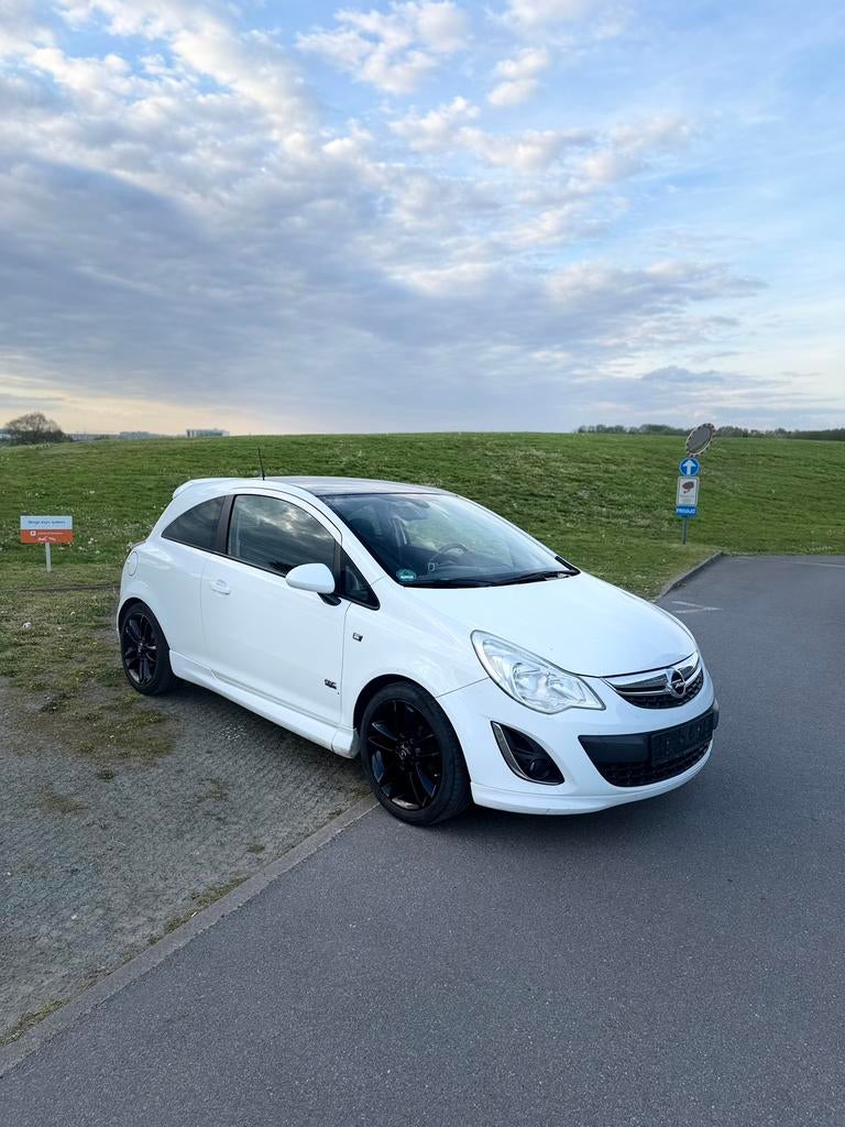 Opel Corsa 1.4 Benzine OPC, Auto's, Voorwielaandrijving, Euro 5, Stof, Zwart