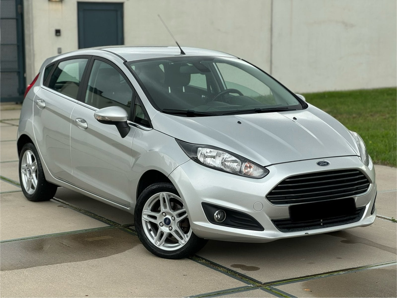 Ford fiesta 1.5tdci Titanium uitvoering, Euro 5, Boîte manuelle, Diesel, Particulier
