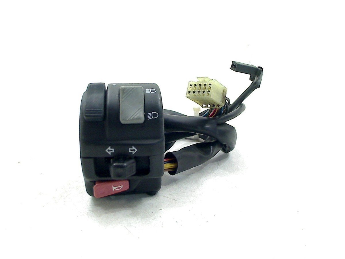 STUURSCHAKELAAR LINKS Yamaha TDM 900 (01-1970/-), Dhr. S. di Majo, Gebruikt, Info@cama-motorparts.nl, P.J. Troelstraweg 8 8
3144 CX  MAASSLUIS, NL