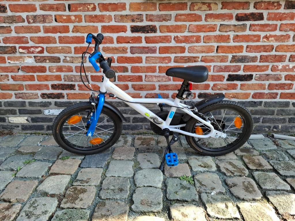Kinderfiets, Fietsen en Brommers, Ophalen, Zo goed als nieuw, Zijwieltjes
