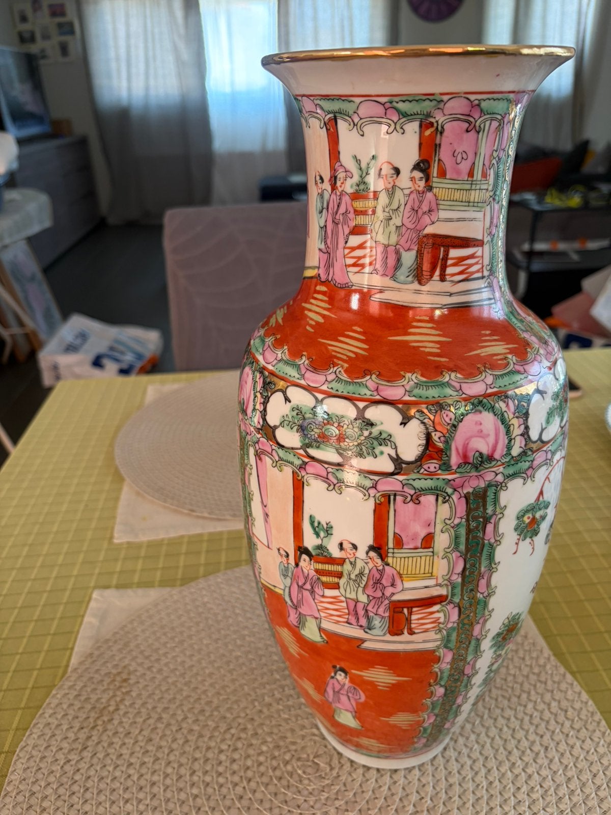 Grote Chinese porseleinen vaas – Famille Rose-stijl – 50 cm, Antiek en Kunst, Ophalen of Verzenden