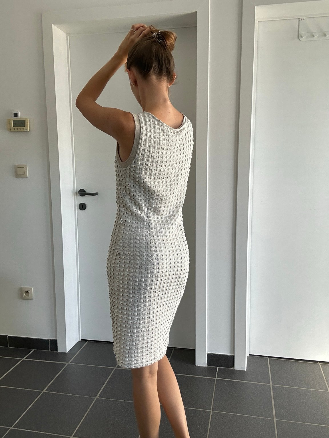 Robe Ana Alcazar ivoire / écru - taille 36 (S), Enlèvement ou Envoi, Porté, Taille 36 (S), Beige