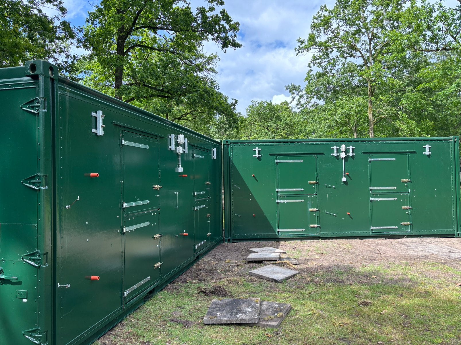 Stalcontainer huren, Animaux & Accessoires, Box & Pâturages, Mise à l'étable, 2 ou 3 chevaux ou poneys