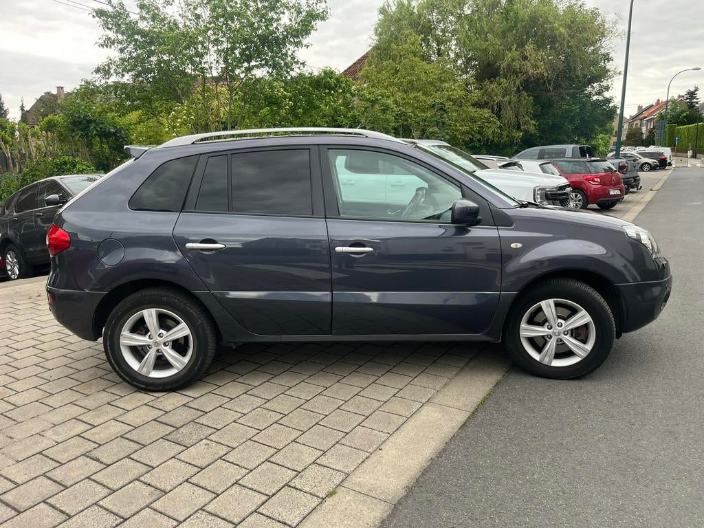 Renault Koleos 2.0 dci Auto 4x4 137000 km 06/2011, Auto's, Renault, Automaat, Euro 5, 4 cilinders, Leder