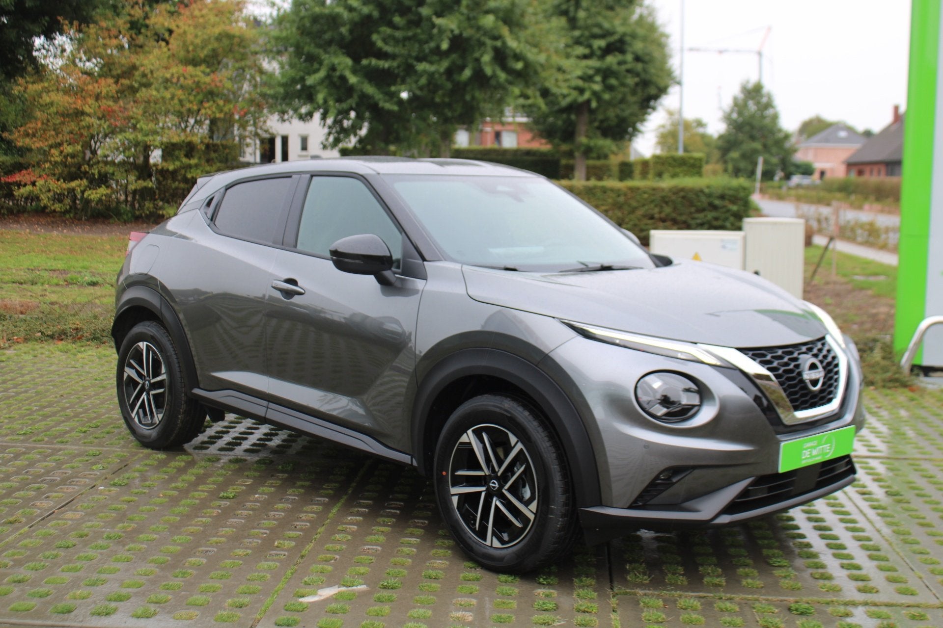 Nissan Juke DIG-T 145 HEV N-Connecta (bj 2026, automaat), Auto's, Automaat, Stof, Euro 6, 5 zetels
