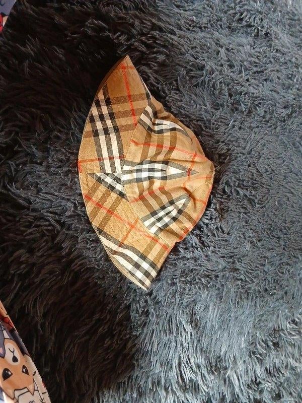Buckethat Burbery stijl, Ophalen of Verzenden, Zo goed als nieuw, One size fits all, Hoed