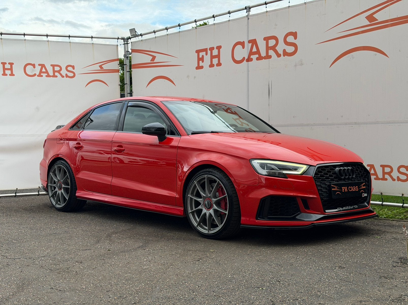 AUDI RS3 2.5 TFSI QUATTRO 2018 *DAZA*S TRONIC*B&O*VIRTUAL, Auto's, Bedrijf, Vierwielaandrijving, 400 kW, Onderhoudsboekje