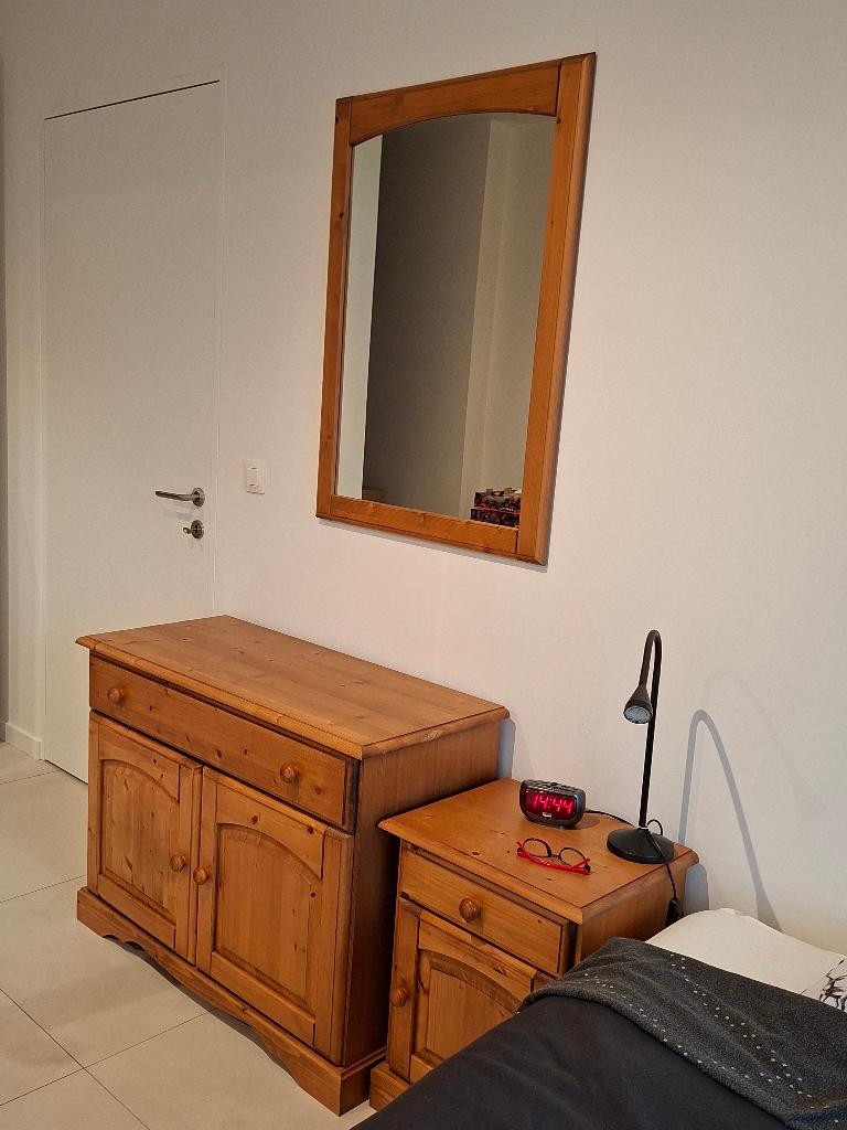 Grenen set commode, nachtkastje, Huis en Inrichting, Slaapkamer | Nachtkastjes, Ophalen, Zo goed als nieuw, Hout