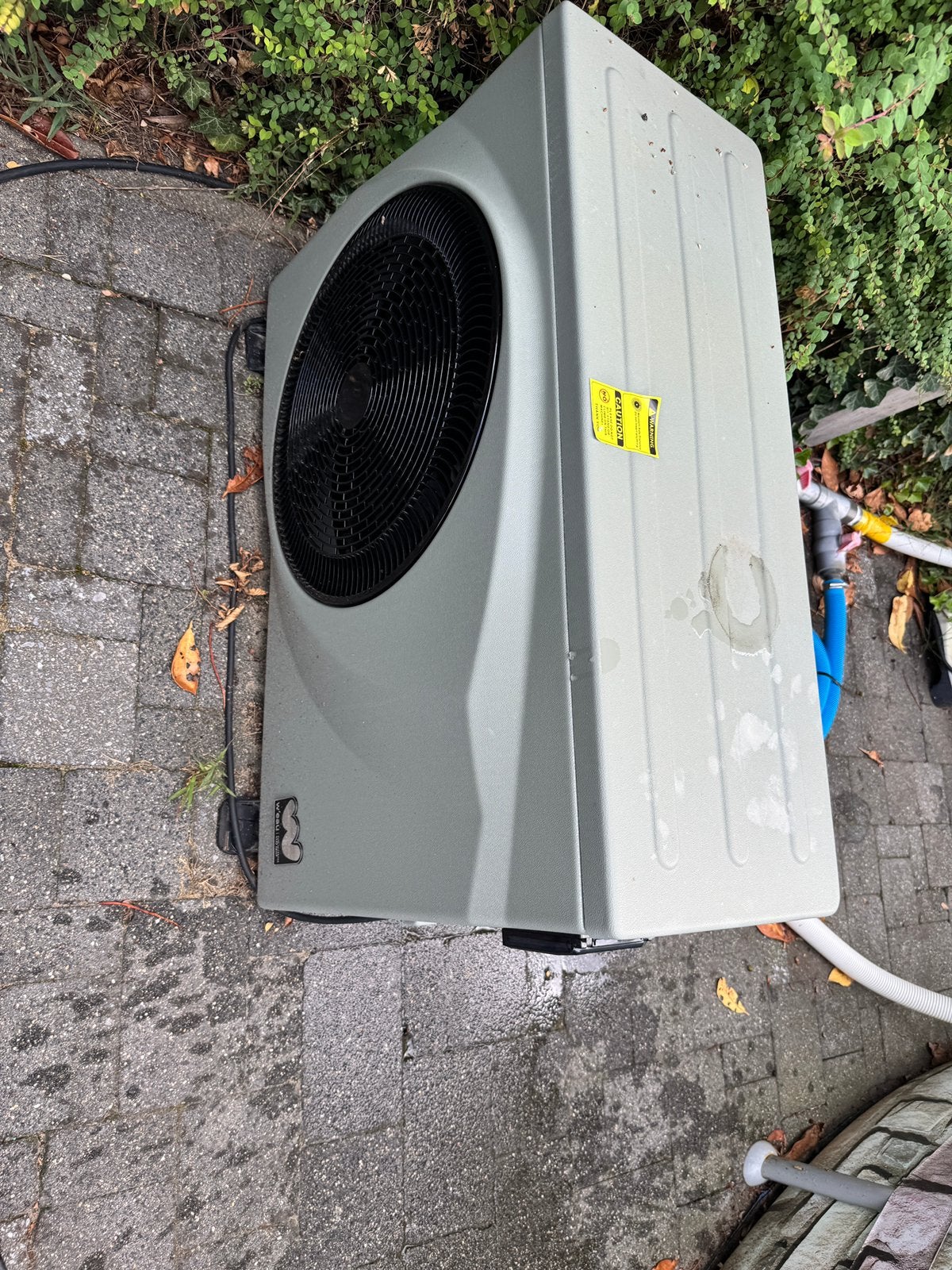 Warmtepomp en filterinstallatie, Ophalen, Zo goed als nieuw