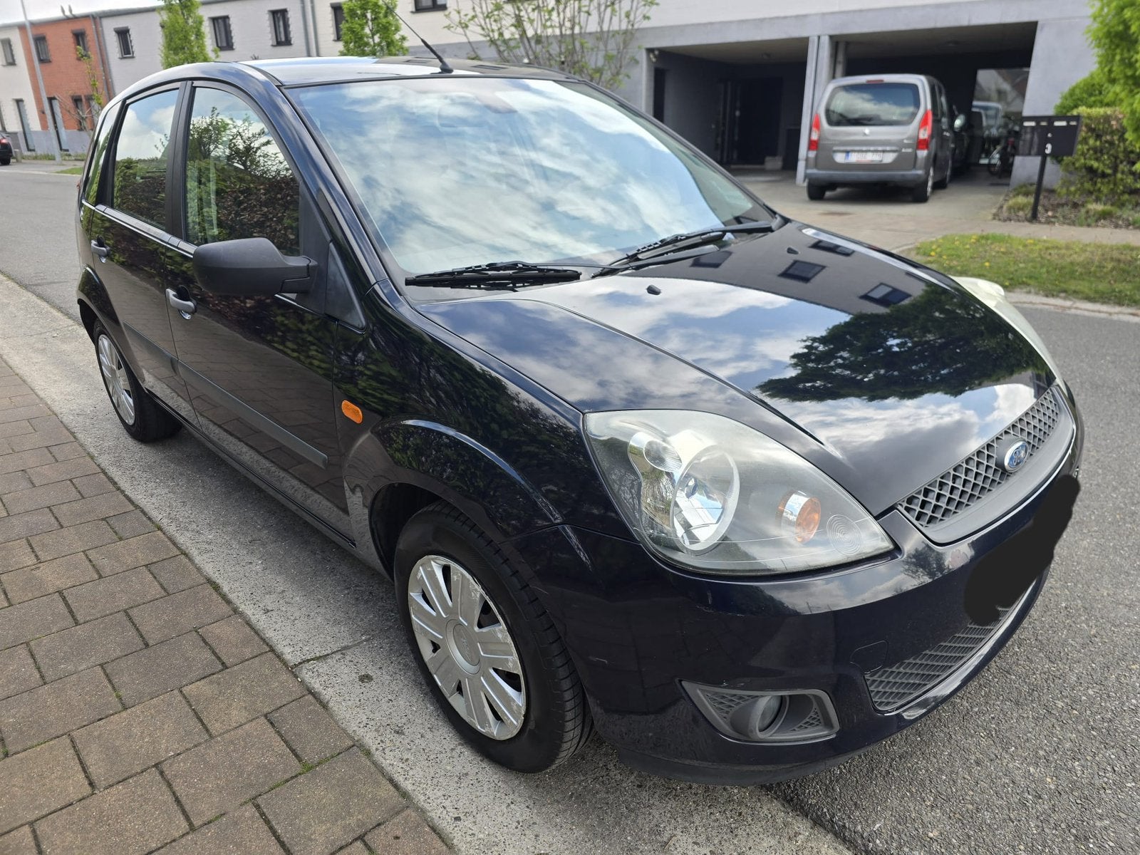 Ford fiesta 2007 Met slechts 150.000km Gekeurd voor verkoop, Particulier, Essence, Verrouillage central, Achat