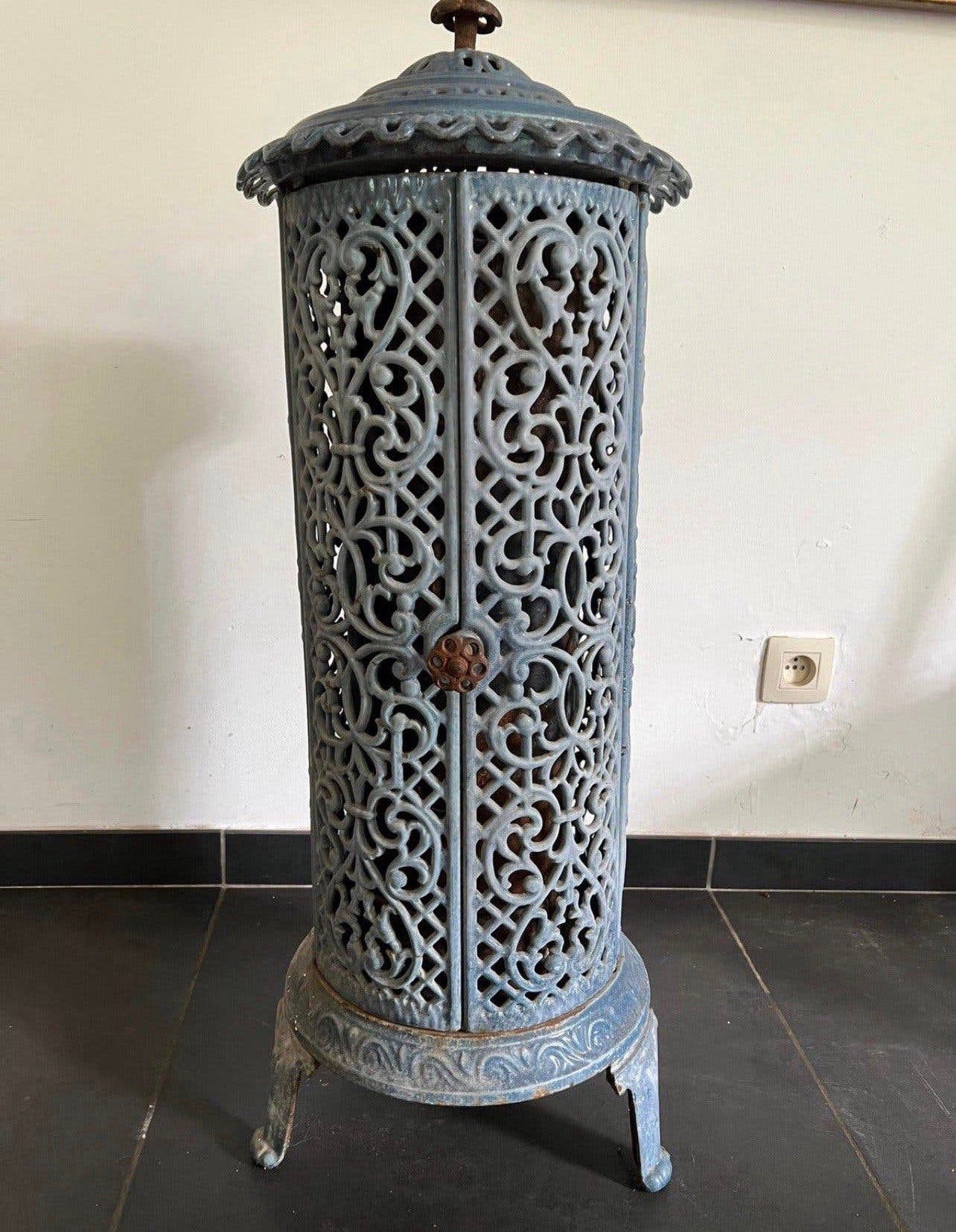 Gietijzeren kachel blauw, Ophalen, Zo goed als nieuw