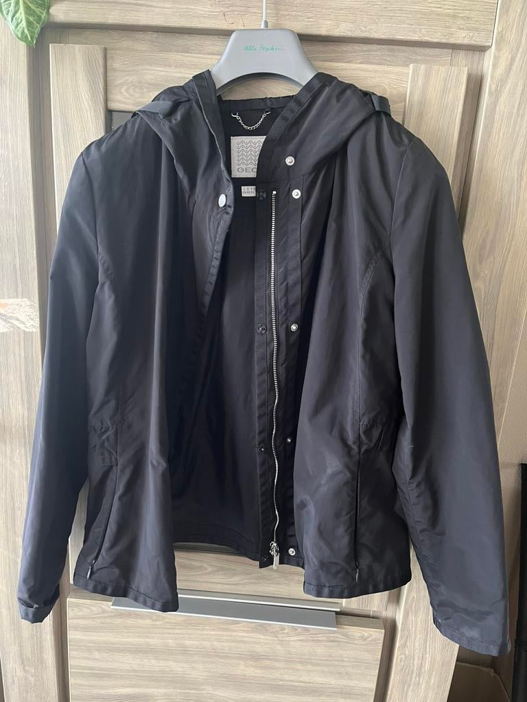 Lichtgewicht damesjas van Geox., Kleding | Dames, Ophalen of Verzenden, Zo goed als nieuw, Maat 42/44 (L)