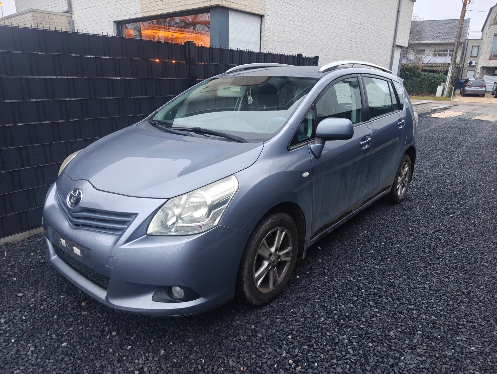 Toyota verso 2.0 diesel 93kw, Autos, Achat, Entreprise, Boîte manuelle, Noir