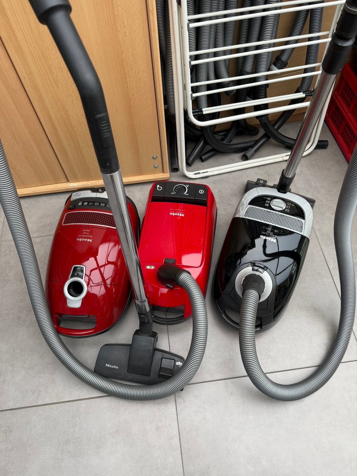 Miele C1, Electroménager, 1600 à 2000 watts, Sac à poussière, Enlèvement, Utilisé