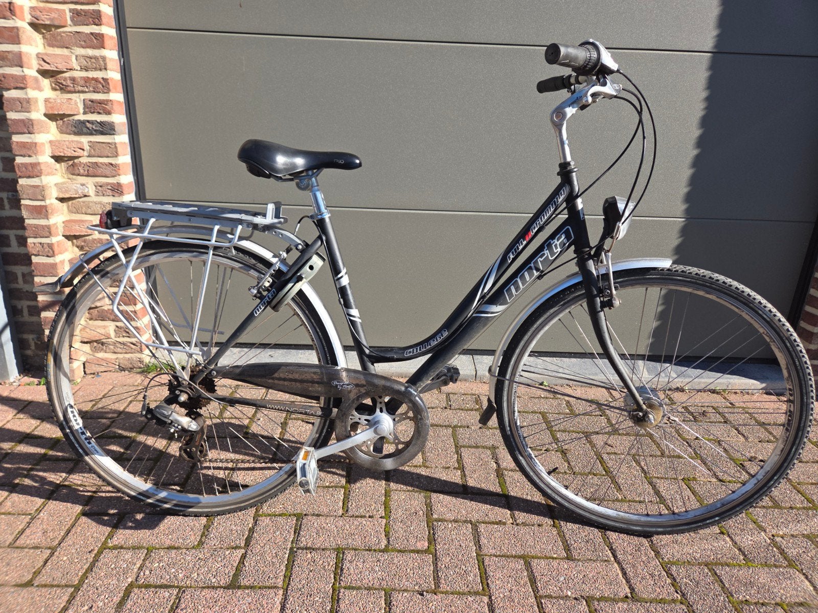 Norta damesfiets met 7versnellingen, Ophalen