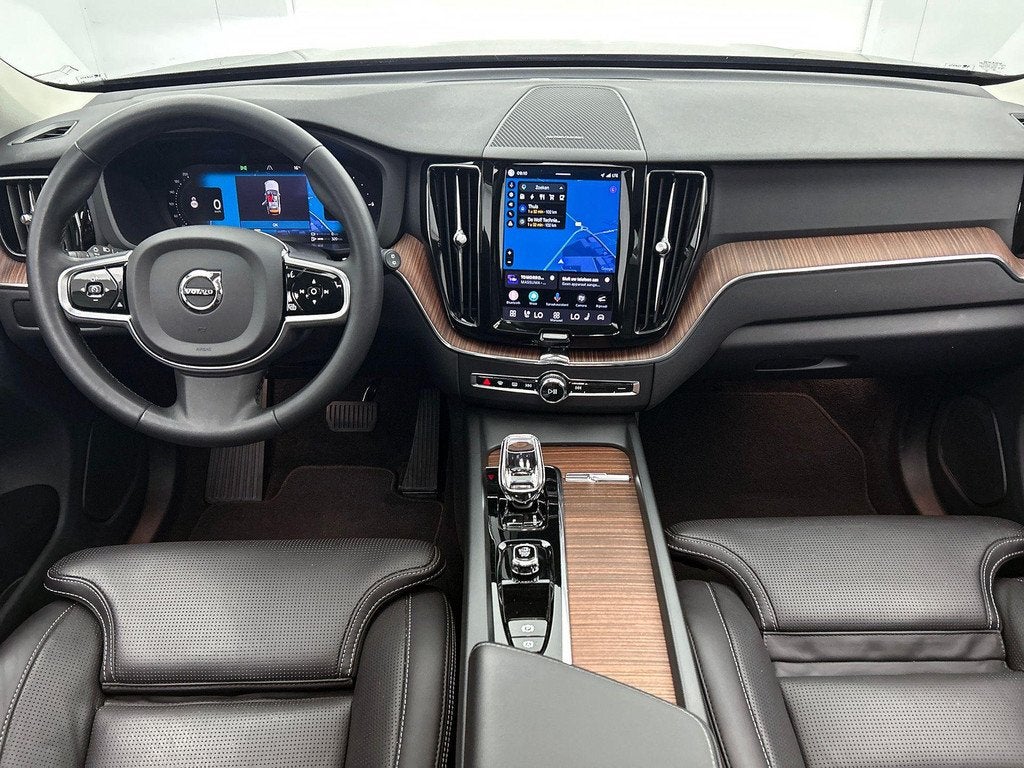 Volvo XC60 T6 PHEV 4x4 Core Aut. (automatique), Autos, Volvo, Electronic Stability Program (ESP), Entreprise, 257 kW, Hybride rechargeable