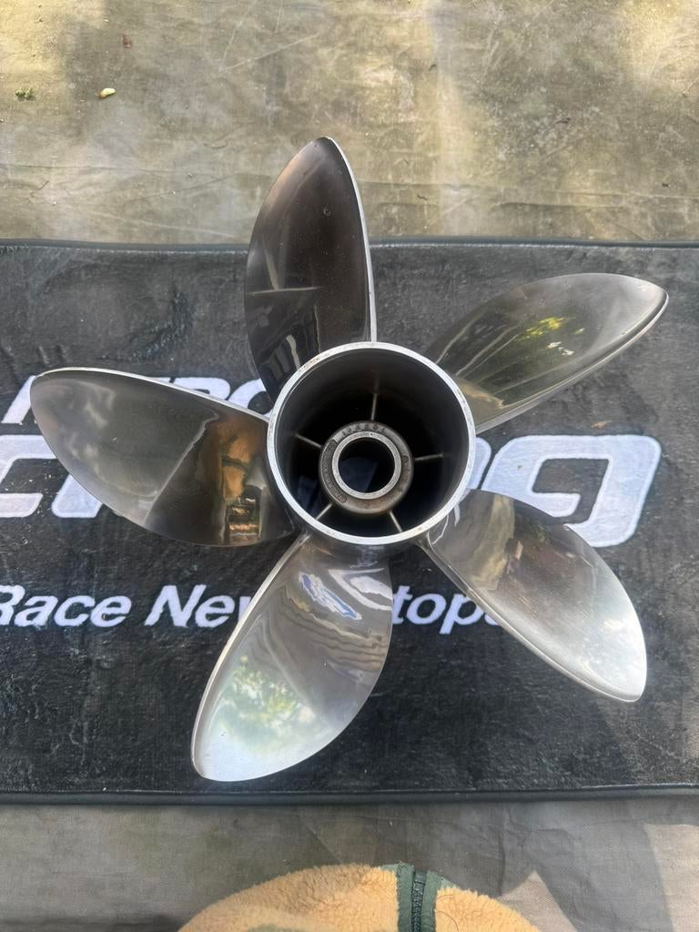 Mercury racing propeller Max5 15x25 Links lab finished, Ophalen of Verzenden, Zo goed als nieuw