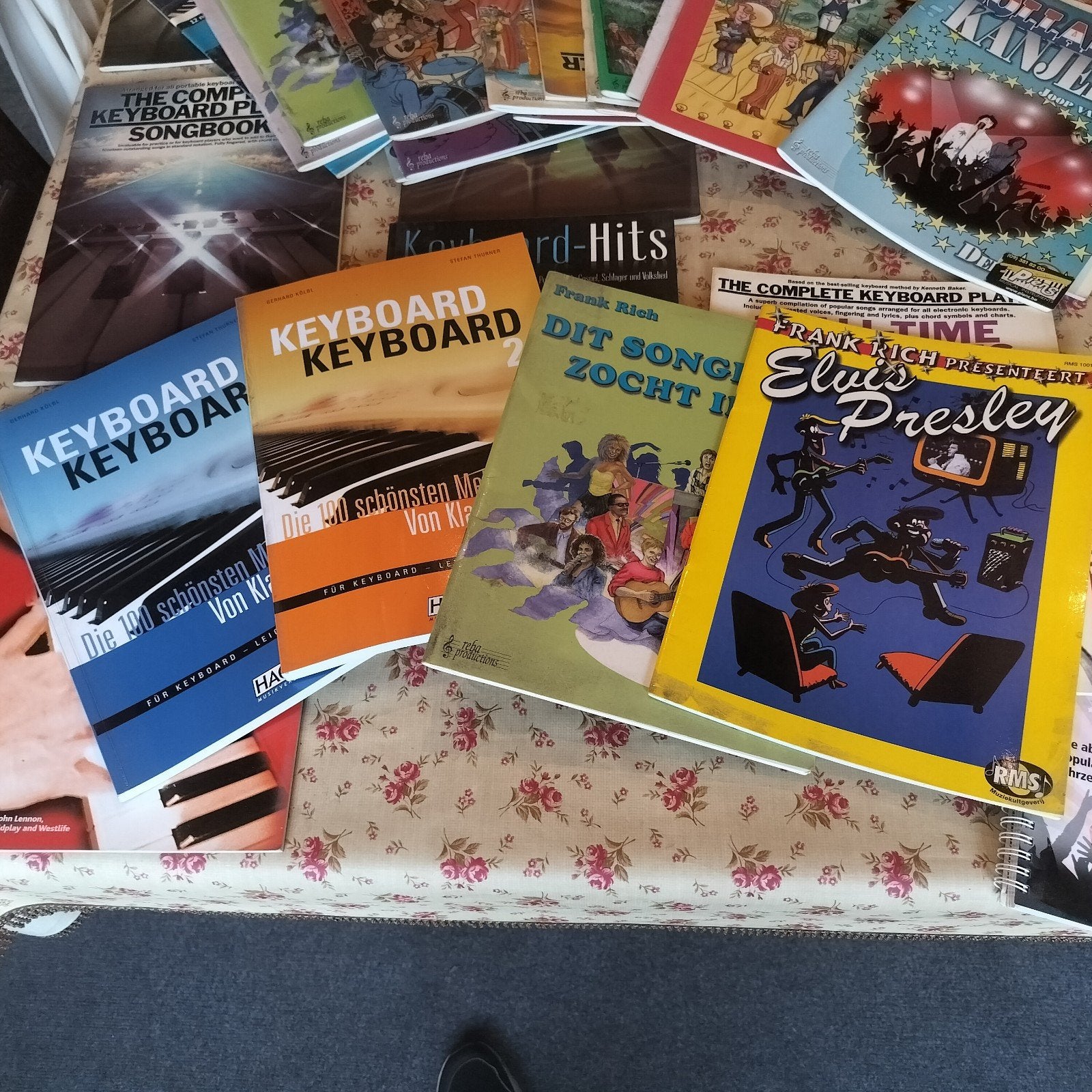 verschillende keyboard boeken..!, Ophalen, Zo goed als nieuw, Overige soorten, Keyboard