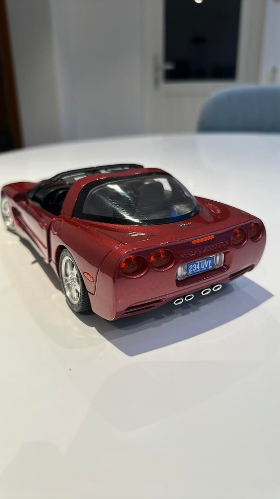 CORVETTE C5 Hartop 1/18 Teinte Bordeaux unique !, Hobby & Loisirs créatifs, Voitures miniatures | 1:18, Enlèvement ou Envoi, Comme neuf