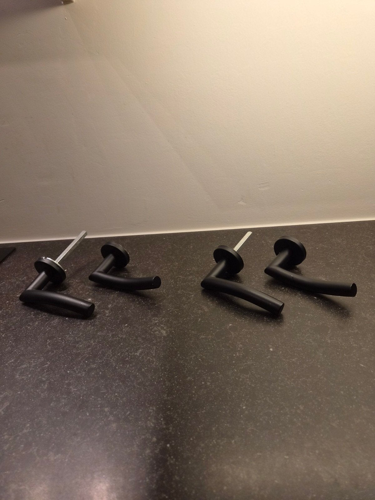 2 mat zwarte deurklinken, Ophalen of Verzenden