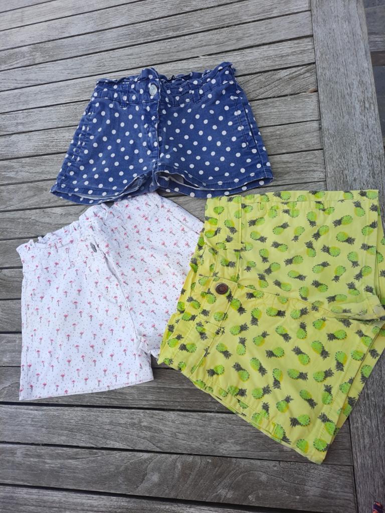 Shorts model paperbag. 3x zelfde model, Kinderen en Baby's, Kinderkleding | Maat 116, Ophalen