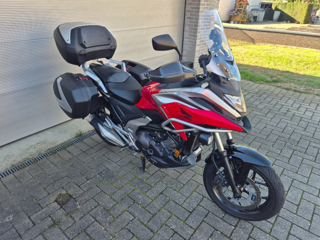 Honda NC750X '21 DCT, Matris vering, vele extra's, Motos, Motos | Honda, Permis Moto A, Tourisme, ABS, Occasion