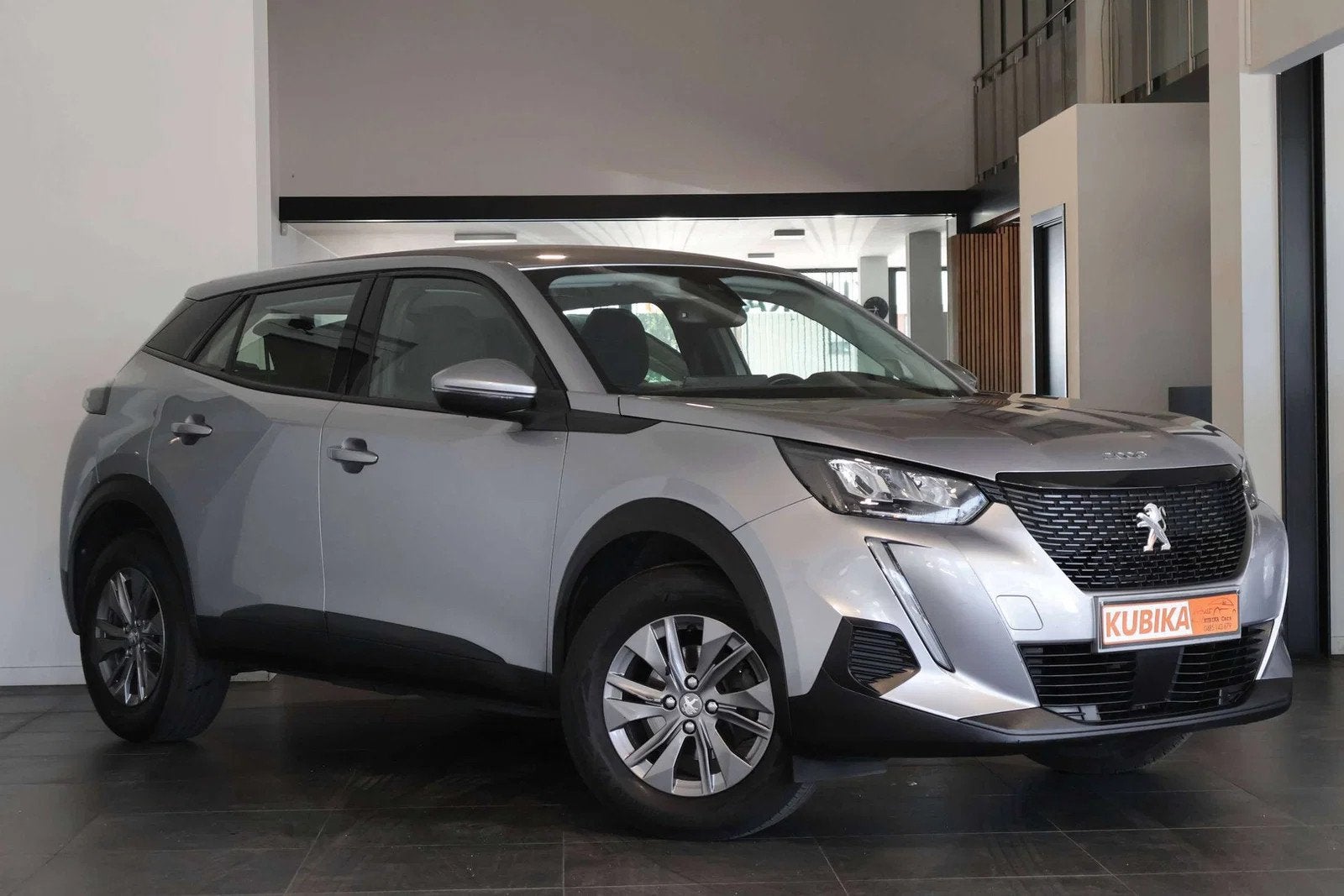 Peugeot 2008 2008 1.2 PureTech CruiseC TrekH CarPlay Garanti, Auto's, Peugeot, Stof, Gebruikt, 103 g/km, 5 deurs