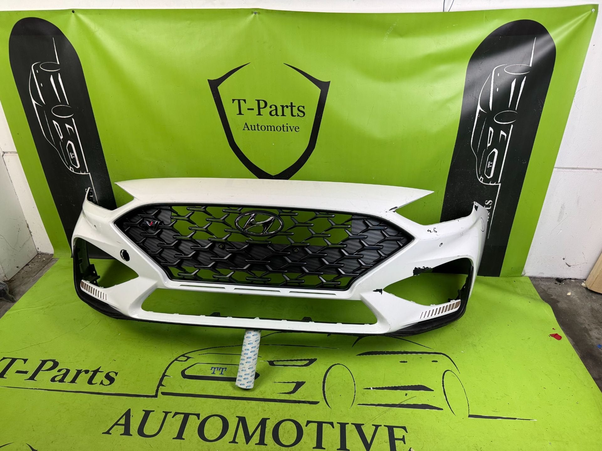 Pare-chocs avant Hyundai i30N, Neuf, Heolleung-ro 12
06797  Seoul, Pare-chocs, Info@hyundai.com