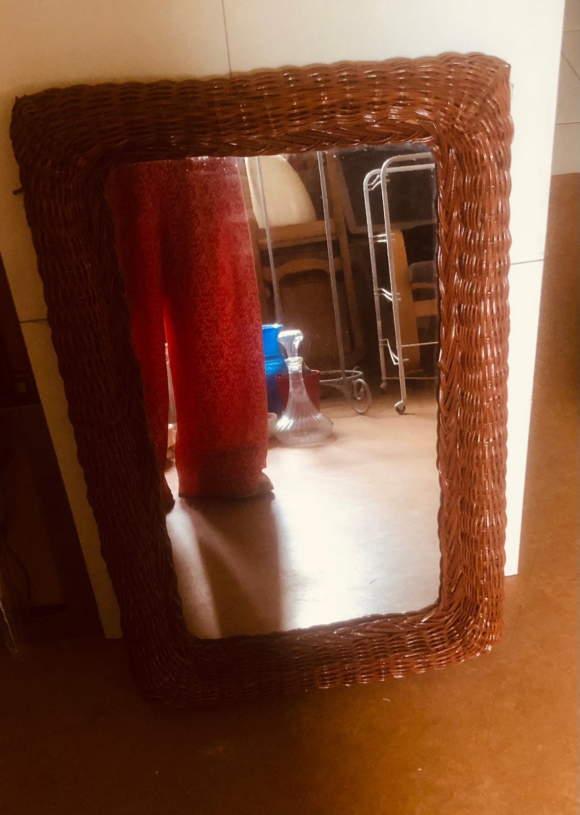 Spiegel met rotan afgewerkt, Antiek en Kunst, Antiek | Spiegels, Ophalen