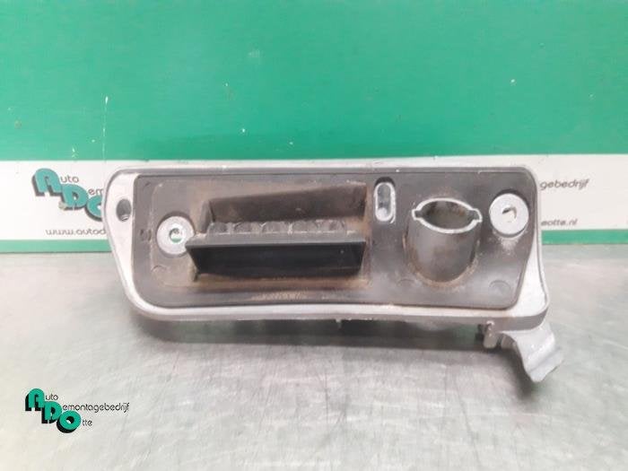 Poignée portière arrière camionnette d'un Volkswagen Cadd, Volkswagen, -, 3 mois de garantie, Utilisé