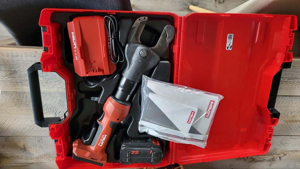 Coupe-câble sans fil Hilti NCT 53 C22, Enlèvement