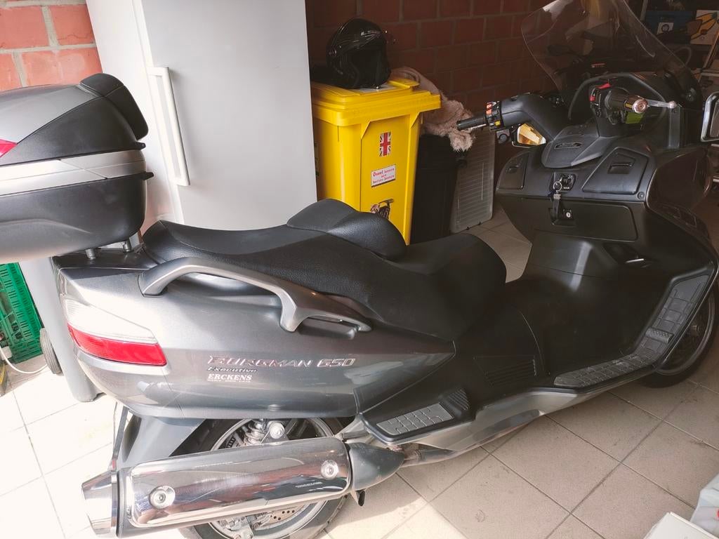 Suzuki Burgman 650, Motoren, Particulier
