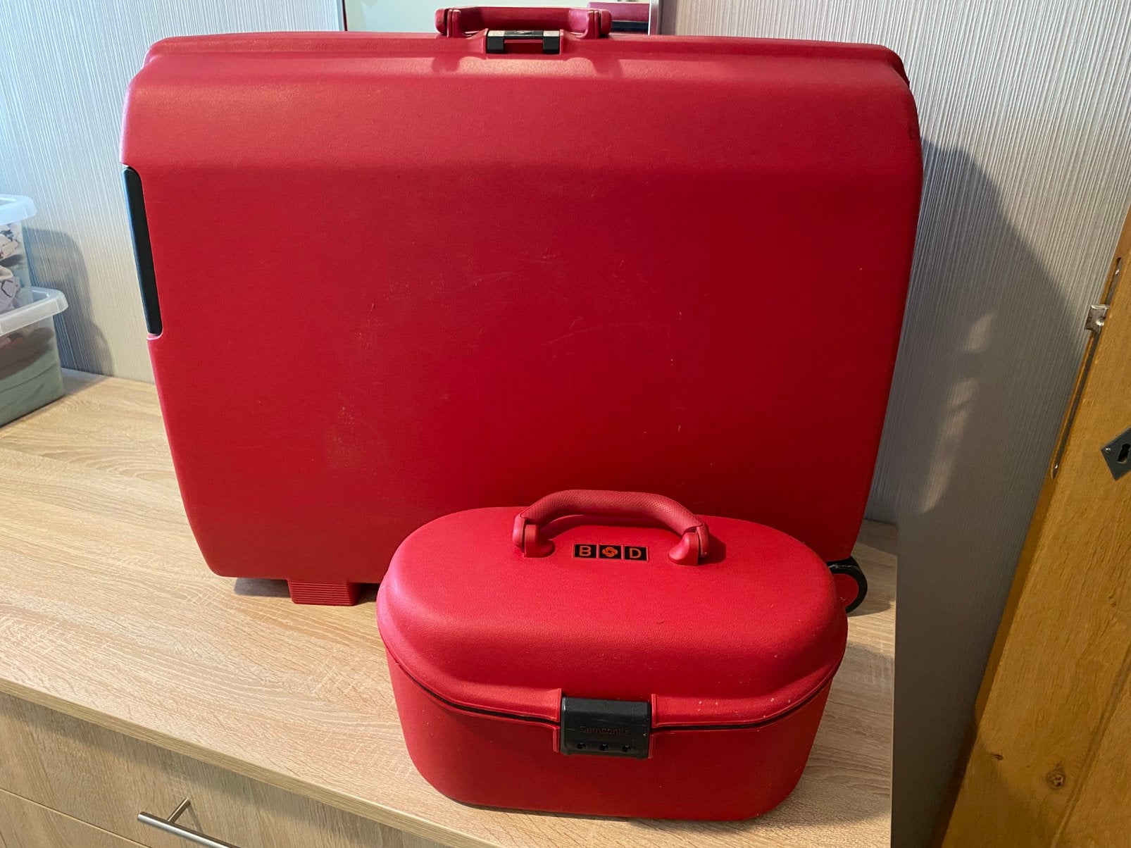 Valies + Beauty Case Samsonite, Rouge, Avec serrure, Enlèvement, Utilisé