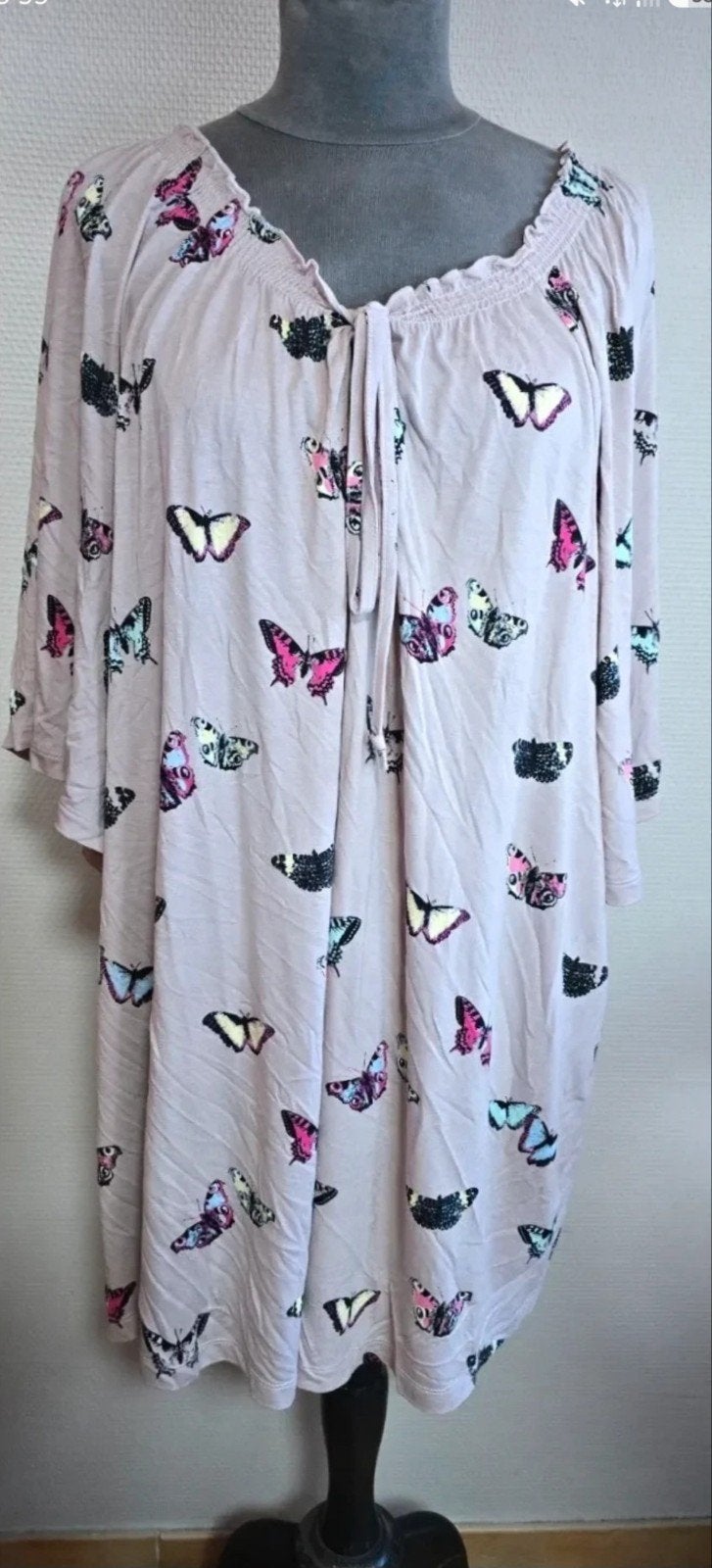 Longue blouse avec motifs de papillons taille 58/60, Kleding | Dames, Grote Maten, Ophalen of Verzenden