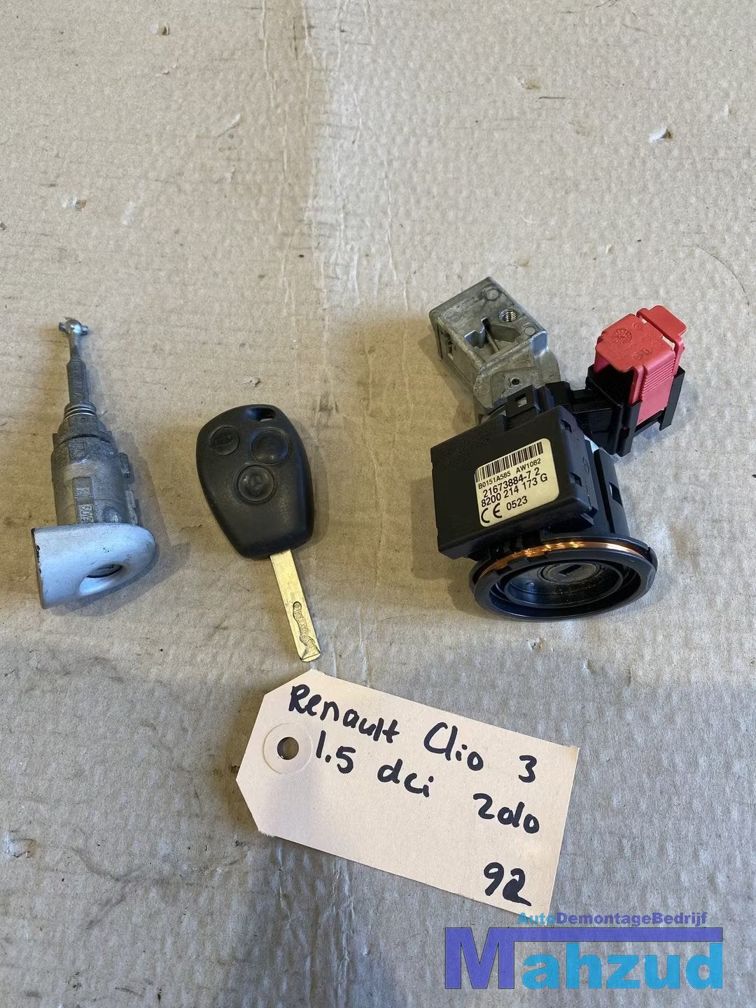 2010 RENAULT CLIO 3 Slotenset contactslot set 8200214173G, Renault Group, Gebruikt, Contact.group@renault.com, Renault