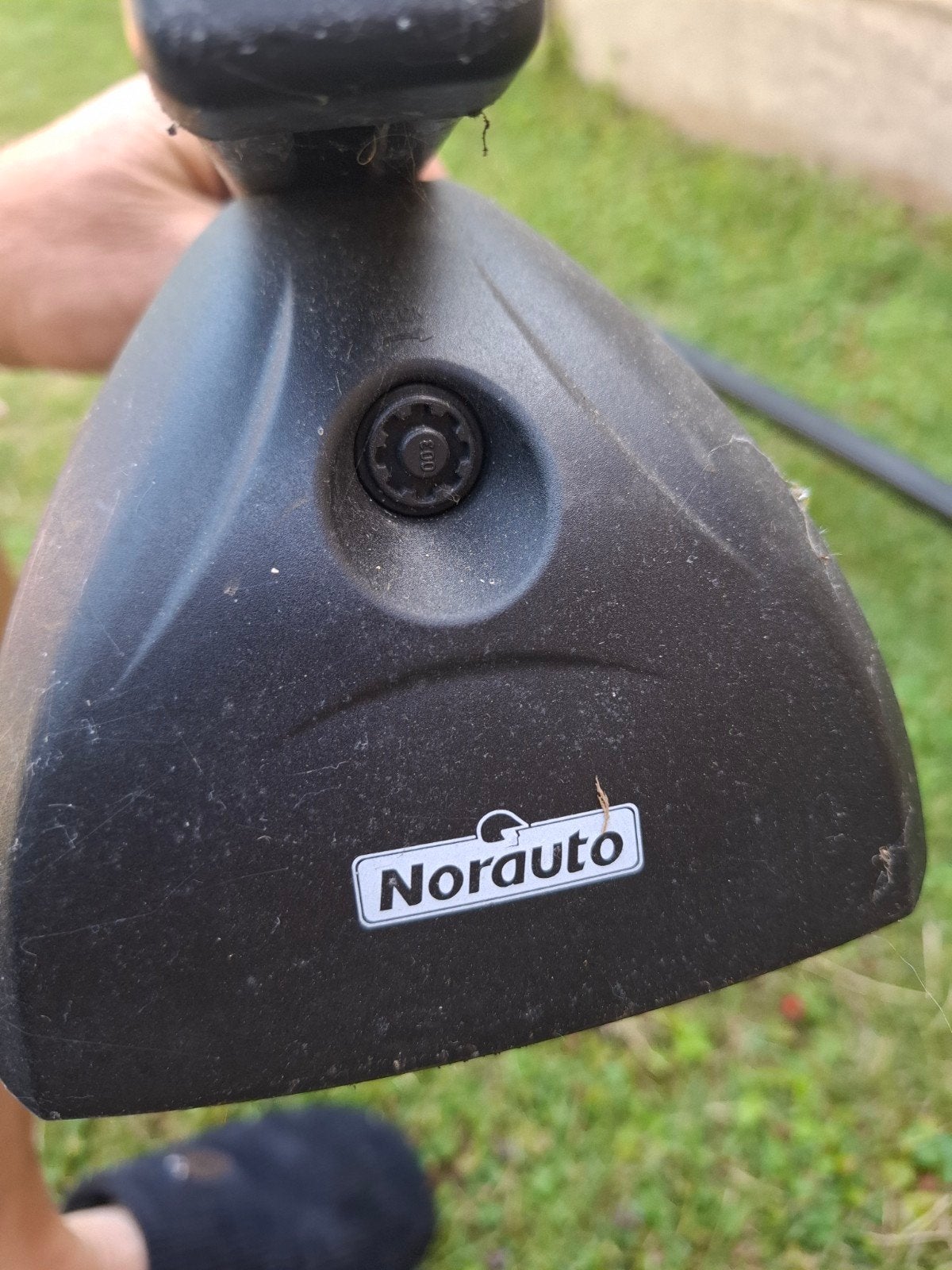 Dakdrager Norauto, Ophalen