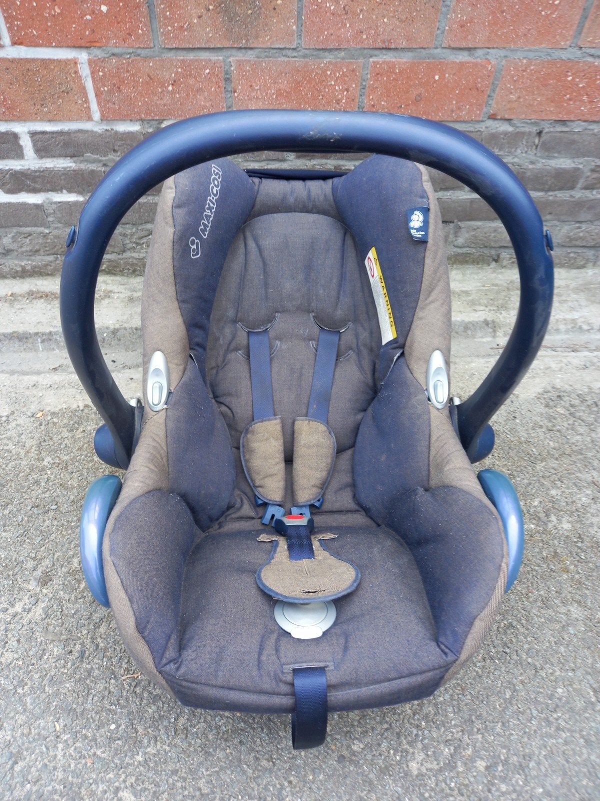 Maxi cosi, Ophalen
