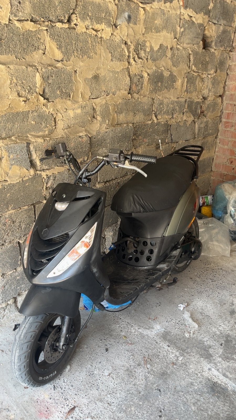 Zip 70cc dubbeldisk watergekoeld, Fietsen en Brommers, Ophalen, Zo goed als nieuw, Zip