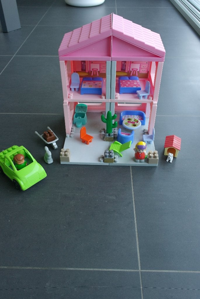 poppenhuis ecoiffier, Kinderen en Baby's, Speelgoed | Poppenhuizen, Ophalen of Verzenden, Zo goed als nieuw, Poppenhuis