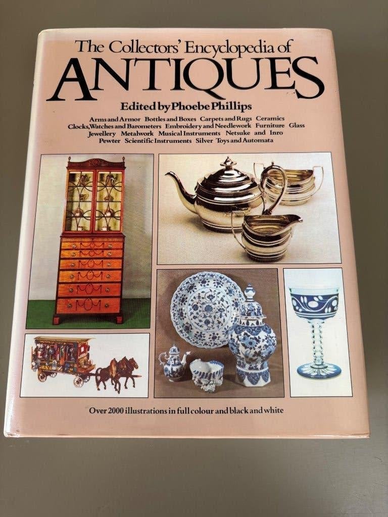 The Collector’s Encyclopedia of Antiques, Enlèvement ou Envoi, Utilisé